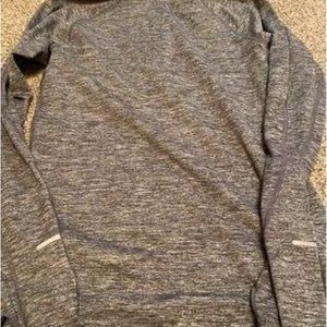 Ladies Nike long sleeve 1/4 zip pullover Dri fit shirt
Small